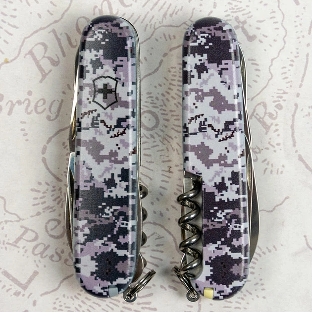 Нож Victorinox Climber Army Grey Camo (1049-Vx13703.3_W3942p) - изображение 6