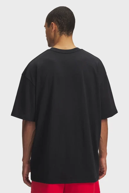Чоловіча чорна футболка UA M HWT Hoops Branded SS Under Armour L 6003687-001 - Фото 3 Чоловіча чорна футболка UA M HWT Hoops Branded SS Under Armour L 6003687-001 - изображение 3