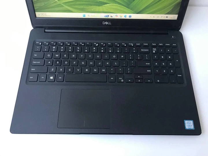 Ноутбук DELL Latitude 3500 (i5-8265U / 8GB / SSD 256GB) б/в - Фото 3 Ноутбук DELL Latitude 3500 (i5-8265U / 8GB / SSD 256GB) б/в - зображення 3
