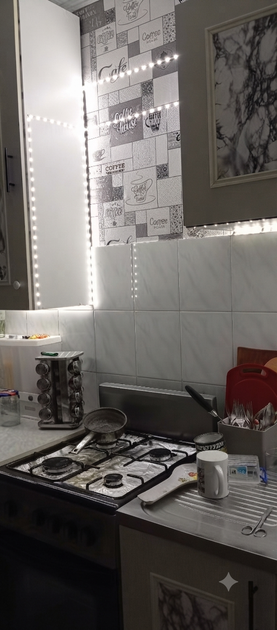 Світлодіодна LED-стрічка 15 м з USB-живленням та вимикачем, біла - зображення 9