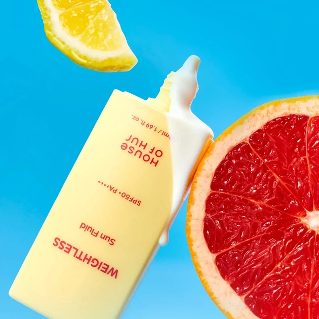 Легкий сонцезахисний флюїд для обличчя House of Hur Weightless Sun Fluid SPF 50+ PA++++ , 50 мл - Фото 7 Легкий сонцезахисний флюїд для обличчя House of Hur Weightless Sun Fluid SPF 50+ PA++++ , 50 мл - изображение 7