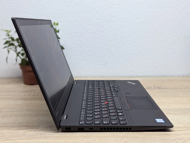 Ноутбук Lenovo ThinkPad T570:15,6 Full HD,Intel Core i5-7300U,8GB DDR4,Intel HD Graphics,SSD 256Gb - Б/У - Фото 5 Ноутбук Lenovo ThinkPad T570:15,6 Full HD,Intel Core i5-7300U,8GB DDR4,Intel HD Graphics,SSD 256Gb - Б/У - изображение 5