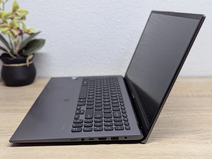 Ноутбук Asus VivoBook X512F під розбір або відновлення - Б/В - Фото 4 Ноутбук Asus VivoBook X512F під розбір або відновлення - Б/В - зображення 4