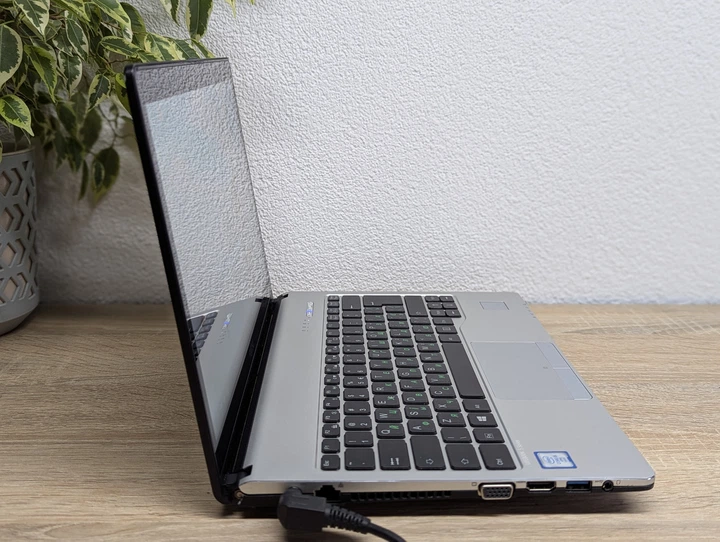 Ноутбук Fujitsu S936:13 Full HD сенсорний,Intel Core i5-6300U,8 GB DDR4,Intel HD,SSD 128Gb - Б/У - изображение 5