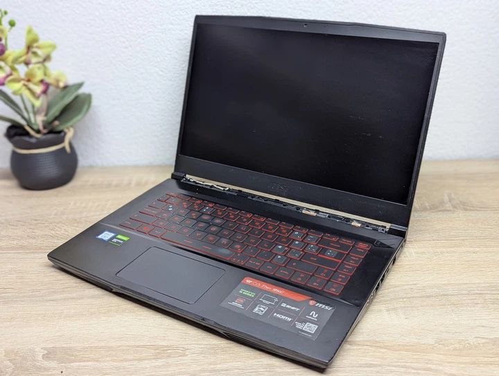 Ноутбук MSI MS-16R3 под разбор - Б/У - Фото 3 Ноутбук MSI MS-16R3 под разбор - Б/У - изображение 3