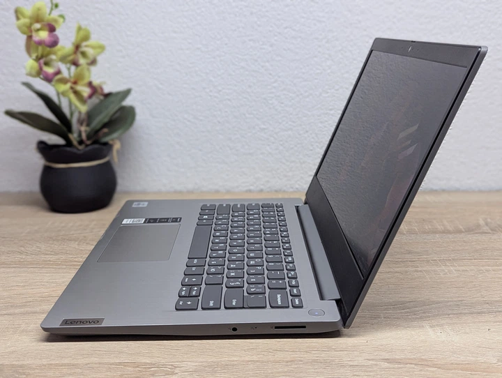 Ноутбук Lenovo IdeaPad 3-14IIL05:14 Full HD,Intel Core i5-1035G7,4 GB DDR4,SSD 256Gb - Б/У - изображение 4