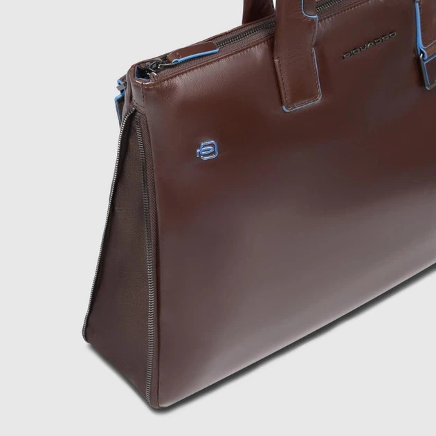 Сумка для ноутбука 15.6 Piquadro BLUE SQUARE (B2) Cognac CA4021B2-MO - Фото 4 Сумка для ноутбука 15.6 Piquadro BLUE SQUARE (B2) Cognac CA4021B2-MO - изображение 4