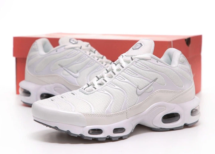 Кросівки чоловічі і жіночі Ni air max TN plus white / Най аір макс ТН+ белые 44 - Фото 3 Кросівки чоловічі і жіночі Ni air max TN plus white / Най аір макс ТН+ белые 44 - зображення 3