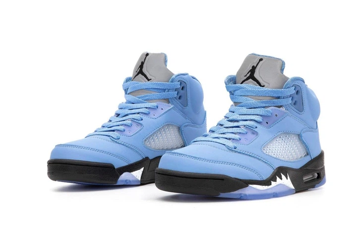 Кросівки чоловічі та жіночі Ni Air Jord 5 UNC Blue / Най аір Джор 5 блакитні високі 41 - Фото 4 Кросівки чоловічі та жіночі Ni Air Jord 5 UNC Blue / Най аір Джор 5 блакитні високі 41 - зображення 4