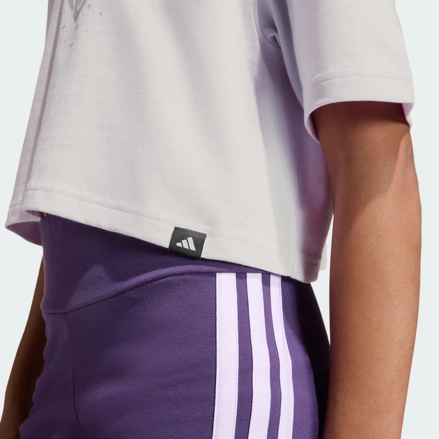 Дитяча футболка EVERYDAY GLAM CROPPED GRAPHIC JUNIOR adidas KA2971 (128) фіолетовий (4068814078987) - Фото 6 Дитяча футболка EVERYDAY GLAM CROPPED GRAPHIC JUNIOR adidas KA2971 (128) фіолетовий (4068814078987) - зображення 6
