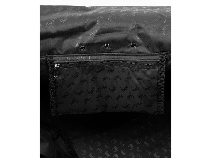 Сумка VENUM Trainer Lite Evo Sports Bags один розмір чорний/червоний (4969) - Фото 2 Сумка VENUM Trainer Lite Evo Sports Bags один розмір чорний/червоний (4969) - зображення 2