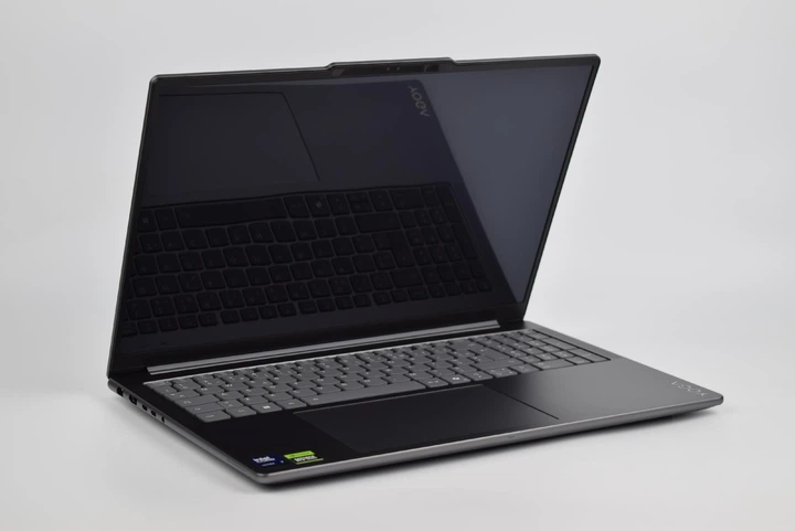 Ультрабук Lenovo Yoga Pro 9 16IAH10 U7 255H / 32GB / 1TB / RTX 5060 / 16" 2.8K OLED 120Hz / Win11 / Luna Grey Ноутбук - изображение 4