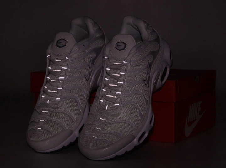 Кроссовки женские и мужские Ni air max TN plus white / Най аир макс ТН+ плюс белые 41 - изображение 7