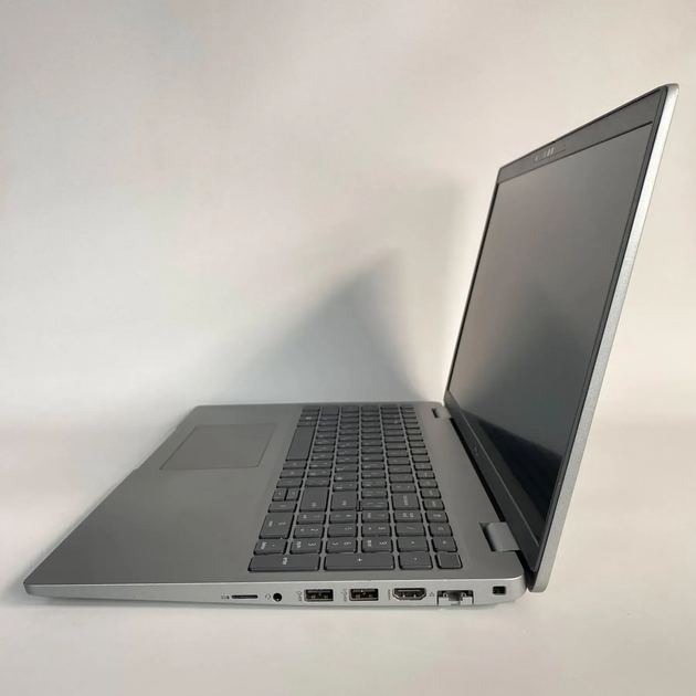 Ультрабук Dell Latitude 5530 / 15.6" (1920x1080) IPS / Intel Core i5-1240P (12 (16) ядер по 3.3 - 4.4 GHz) / 16 GB DDR4 / 256 GB SSD / Intel Iris Xe Graphics / WebCam / TouchID б/у + Подарок Беспроводная мышь / USB - изображение 5
