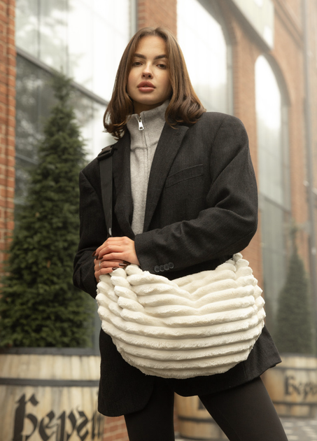 Жіноча сумка Sambag HOBO Bag-glove з внутрішніми кишенями та утепленими боковими кишенями з тканини молочна - Фото 1 Жіноча сумка Sambag HOBO Bag-glove з внутрішніми кишенями та утепленими боковими кишенями з тканини молочна - зображення 1