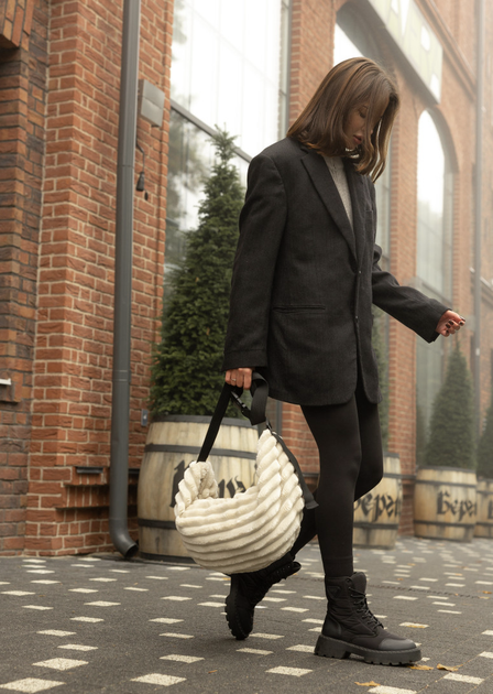 Жіноча сумка Sambag HOBO Bag-glove з внутрішніми кишенями та утепленими боковими кишенями з тканини молочна - Фото 7 Жіноча сумка Sambag HOBO Bag-glove з внутрішніми кишенями та утепленими боковими кишенями з тканини молочна - зображення 7