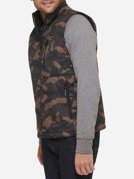 Теплый жилет мужской Tommy Hilfiger 810922982 XL Камуфляж (1161771061) - Фото 4 Теплый жилет мужской Tommy Hilfiger 810922982 XL Камуфляж (1161771061) - изображение 4