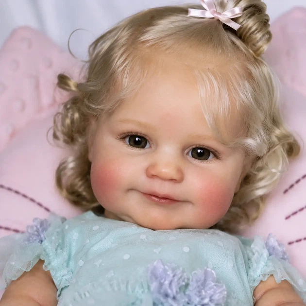 Реалістична лялька Reborn Baby Doll Millie 50 см — вініл-силіконова дівчинка з кучерявим волоссям та аксесуарами (RB082) - изображение 5
