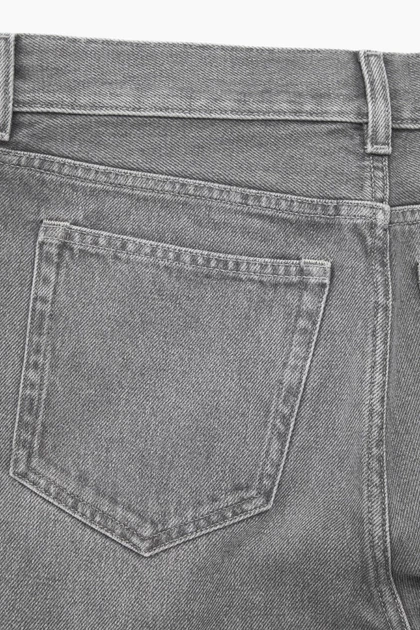 Джинси чоловічі COS pillar regular-fit tapered jeans 1052587016 29/32 Сірий - Фото 3 Джинси чоловічі COS pillar regular-fit tapered jeans 1052587016 29/32 Сірий - изображение 3