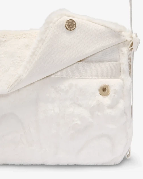 Сумка Nike Sportswear Futura 365 Faux Fur Crossbody Bag - зображення 5