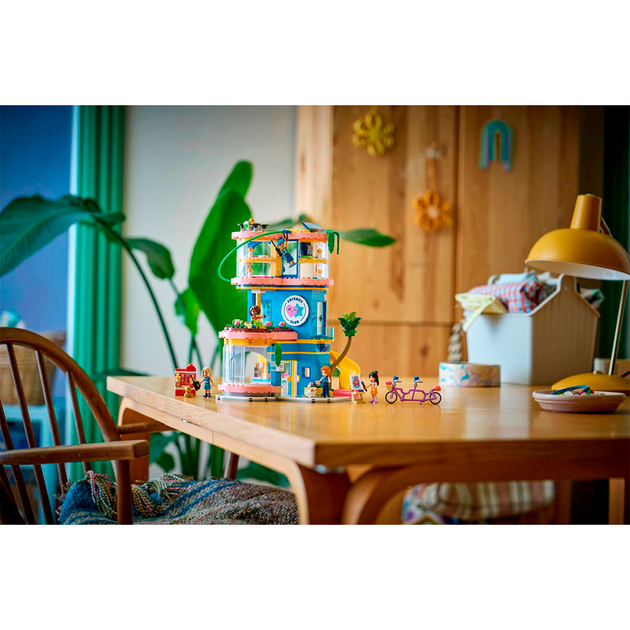 Конструктор LEGO Friends Клубный дом друзей HLC 794 детали (42689) - изображение 8