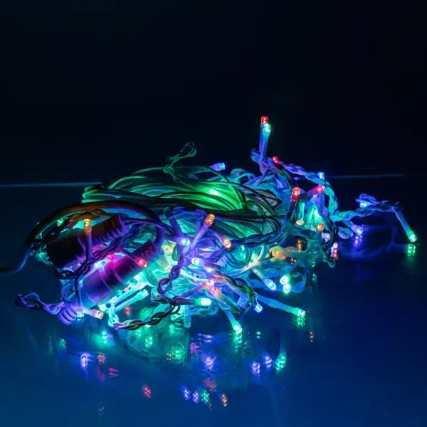 Уличная гирлянда Бахрома 12 м 200 LED Мультиколор белый провод гирлянда штора на улицу на дом - изображение 2