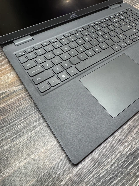 Ноутбук Dell Latitude 3520 15.6HD|intel core i5-1135G7| DDR4-8GB |SSD-240GB |Intel Iris Xe - Б/У - Фото 4 Ноутбук Dell Latitude 3520 15.6HD|intel core i5-1135G7| DDR4-8GB |SSD-240GB |Intel Iris Xe - Б/У - изображение 4