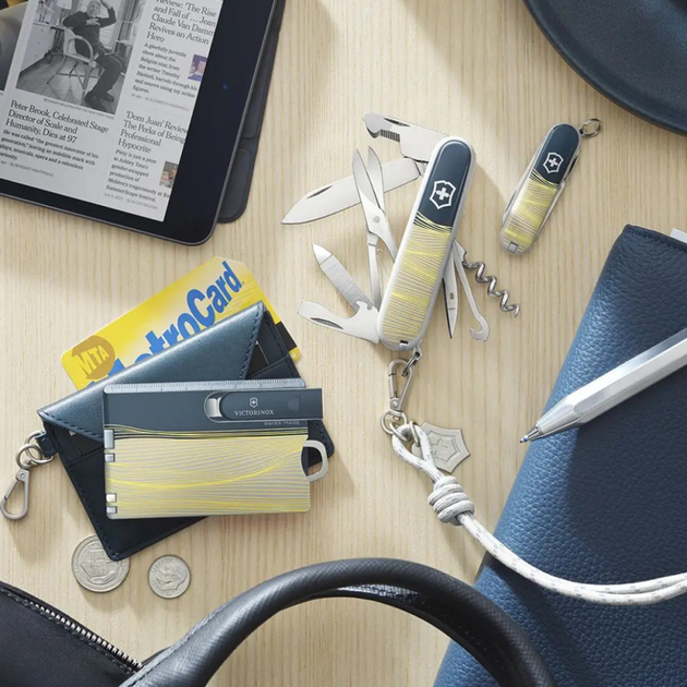 Карта-мультитул Victorinox Swisscard Classic New York Style 10 функций Серый (a520314) - изображение 5