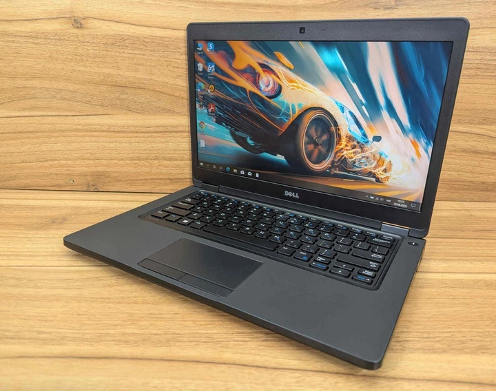 Ультрабук Dell Latitude 5480 / 14" (1920x1080) IPS / Intel Core i5-6300U (2 (4) ядра по 2.4 - 3.0 GHz) / 8 GB DDR4 / 256 GB SSD / Intel HD Graphics 520 / USB Type-C / WebCam / Windows 10 б/у - Фото 5 Ультрабук Dell Latitude 5480 / 14" (1920x1080) IPS / Intel Core i5-6300U (2 (4) ядра по 2.4 - 3.0 GHz) / 8 GB DDR4 / 256 GB SSD / Intel HD Graphics 520 / USB Type-C / WebCam / Windows 10 б/у - изображение 5