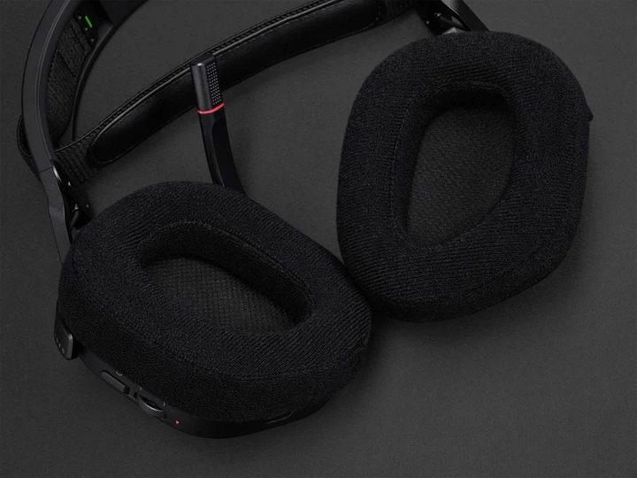 Навушники з мікрофоном Corsair HS80 RGB Wireless (CA-9011235) - Фото 6 Навушники з мікрофоном Corsair HS80 RGB Wireless (CA-9011235) - изображение 6