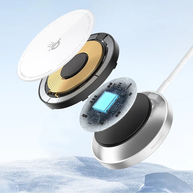 Беспроводная зарядка Baseus Simple Mini4 Air Qi2 15W магнитная Silver (6932172670955) - Фото 4 Беспроводная зарядка Baseus Simple Mini4 Air Qi2 15W магнитная Silver (6932172670955) - изображение 4