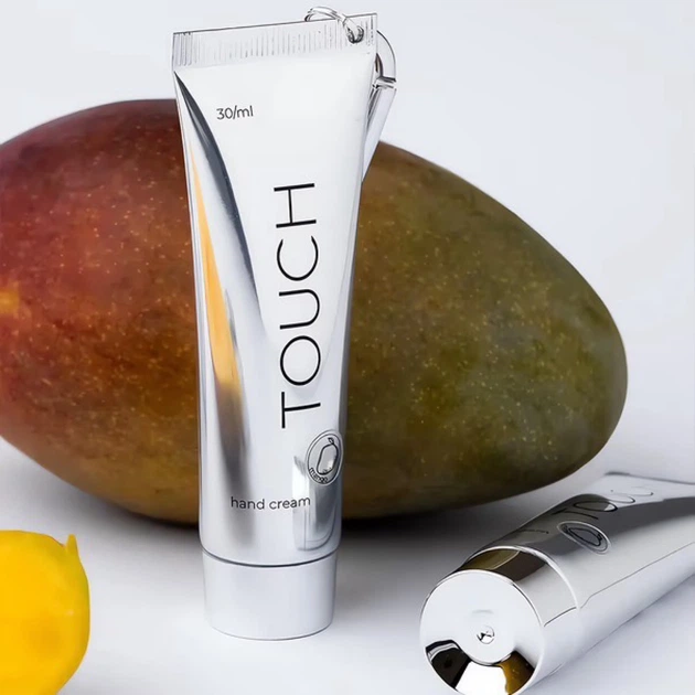 TOUCH Silver Line Mango Крем для рук манго з карабіном, 30 мл - Фото 2 TOUCH Silver Line Mango Крем для рук манго з карабіном, 30 мл - изображение 2