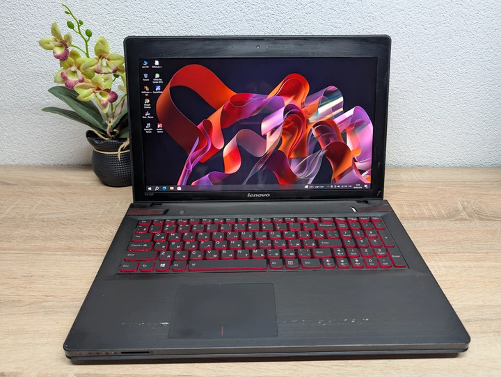 Ноутбук Lenovo IdeaPad Y510P:15 Full HD,Intel Core i7-4700MQ ,8 GB DDR3,GeForce GT 755M 2Gb+2Gb,SSD 240Gb - Б/У - Фото 2 Ноутбук Lenovo IdeaPad Y510P:15 Full HD,Intel Core i7-4700MQ ,8 GB DDR3,GeForce GT 755M 2Gb+2Gb,SSD 240Gb - Б/У - изображение 2