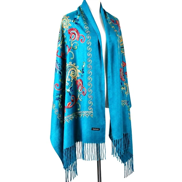 Зимний кашемировый шарф Boutique embroidery с вышивкой 190х72см Голубой - Фото 1 Зимний кашемировый шарф Boutique embroidery с вышивкой 190х72см Голубой - изображение 1