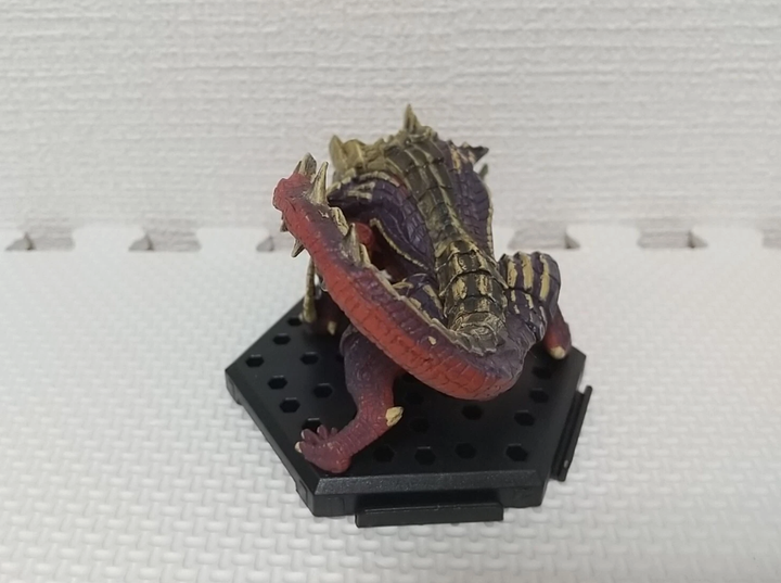 Фигурка Нергиганте Monster Hunter 12 см — Коллекционная модель монстра Nergigante - Фото 6 Фигурка Нергиганте Monster Hunter 12 см — Коллекционная модель монстра Nergigante - изображение 6