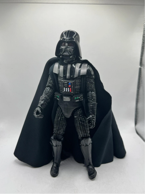 Фигурка игрушка Darth Vader Star Wars Black Series — коллекционная подвижная action figure Дарт Вейдер со световым мечом 15 см - Фото 3 Фигурка игрушка Darth Vader Star Wars Black Series — коллекционная подвижная action figure Дарт Вейдер со световым мечом 15 см - изображение 3