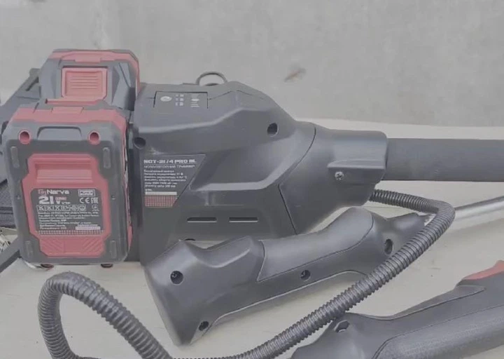Акумуляторний триммер газонний NARVA NCT-42/4 MAX(шпуля з ліскою ніж верхній двигун) - зображення 8