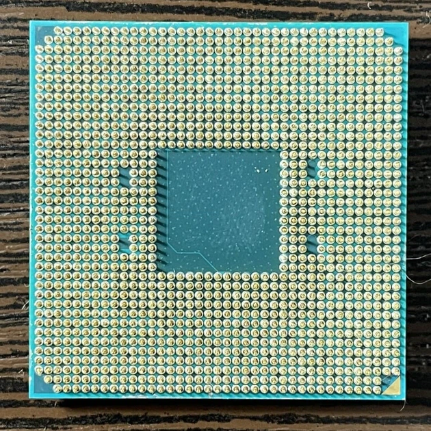Процессор AMD Ryzen 7 2700 sAM4 Б/У - изображение 2