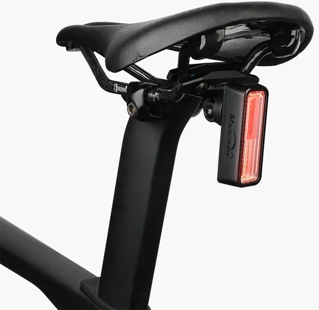 Тримач заднього ліхтаря Magicshine MJ-6556 Kit SeeMee Saddle Mount + GoPro Mount до рейок сідла (6970823653742) - Фото 7 Тримач заднього ліхтаря Magicshine MJ-6556 Kit SeeMee Saddle Mount + GoPro Mount до рейок сідла (6970823653742) - зображення 7