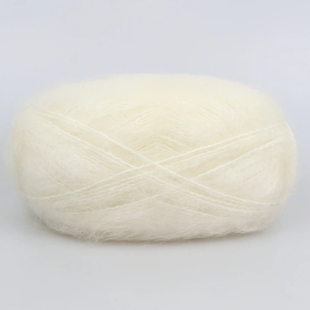 Пряжа YarnArt Mohair Trendy, «Молочний» №1003 — 100 г / 220 м, пухнаста мохерова пряжа для светрів, шапок і шарфів - зображення 3