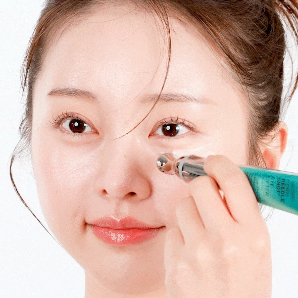 Массажный крем для кожи вокруг глаз с ПДРН и золотом VT Cosmetics PDRN Reedle Shot Eye Lifter 15 мл - Фото 2 Массажный крем для кожи вокруг глаз с ПДРН и золотом VT Cosmetics PDRN Reedle Shot Eye Lifter 15 мл - изображение 2