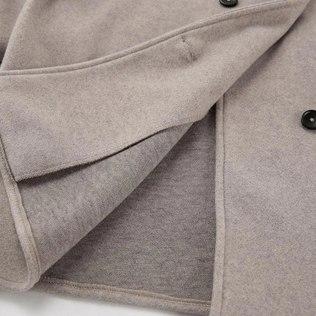 Женское короткое пальто-жакет oversize, двубортное бежевого цвета S - Фото 2 Женское короткое пальто-жакет oversize, двубортное бежевого цвета S - изображение 2