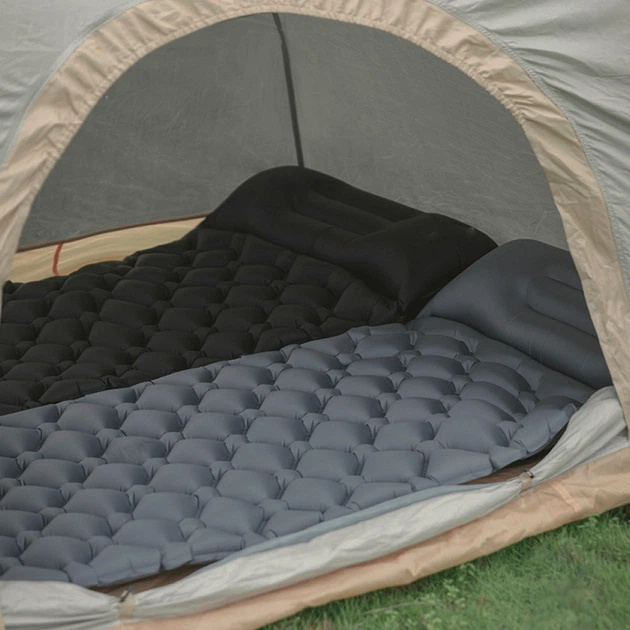 Надувний туристичний матрац (188х58х6 см) Outdoor Sleeping Сірий / Кемпінговий надувний каремат з подушкою - зображення 6