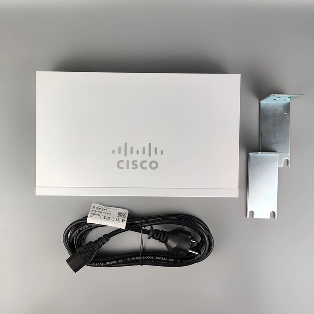 Комутатор Cisco Business CBS110-16PP / 16x Gigabit Ethernet / 8x PoE (64W) / 2x SFP / 1U / Серый (102246251) - Уценка - Фото 5 Комутатор Cisco Business CBS110-16PP / 16x Gigabit Ethernet / 8x PoE (64W) / 2x SFP / 1U / Серый (102246251) - Уценка - изображение 5