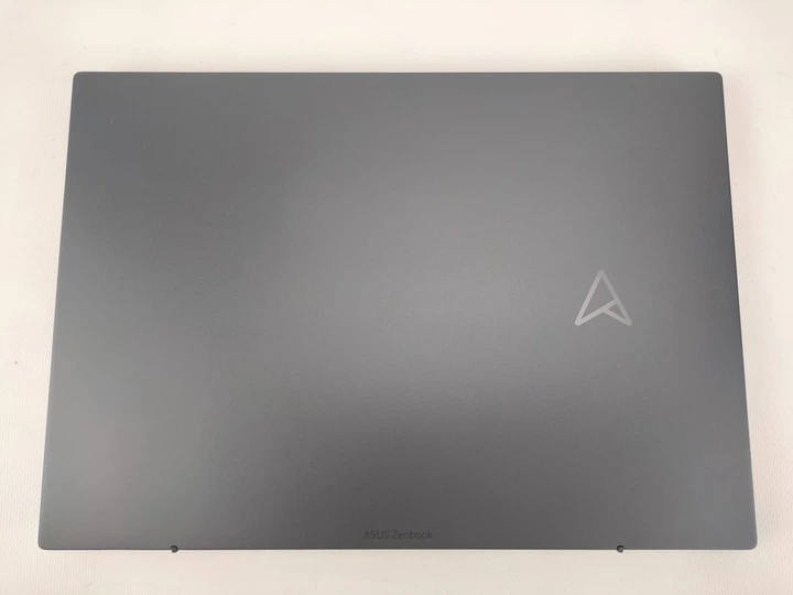 Ультрабук 14" ASUS Zenbook 14 (UM3402YA) Ryzen 5 7530U RAM 8GB SSD 512GB Windows 11 Алюмінієвий корпус (UKR) (102284624) - Уцінка - зображення 12
