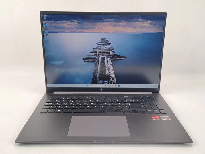 Ноутбук 16" LG Ultra (16UD70R-G.AX59B) AMD Ryzen 5 7530U RAM 16GB SSD 1TB 20ч батарея Win11 Алюминиевый корпус (UKR) (102277418) - Уценка - Фото 6 Ноутбук 16" LG Ultra (16UD70R-G.AX59B) AMD Ryzen 5 7530U RAM 16GB SSD 1TB 20ч батарея Win11 Алюминиевый корпус (UKR) (102277418) - Уценка - изображение 6