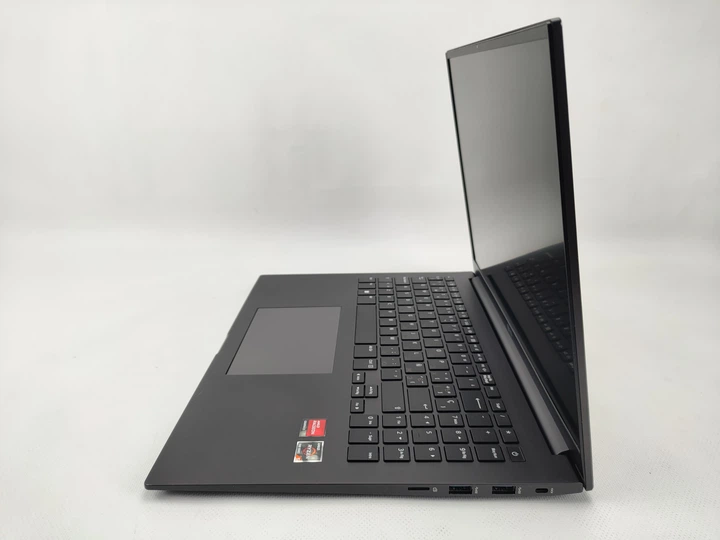 Ноутбук 16" LG Ultra (16UD70R-G.AX59B) AMD Ryzen 5 7530U RAM 16GB SSD 1TB 20ч батарея Win11 Алюминиевый корпус (UKR) (102277418) - Уценка - Фото 10 Ноутбук 16" LG Ultra (16UD70R-G.AX59B) AMD Ryzen 5 7530U RAM 16GB SSD 1TB 20ч батарея Win11 Алюминиевый корпус (UKR) (102277418) - Уценка - изображение 10