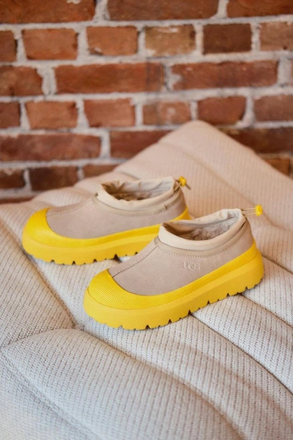 Жіночі уггі Сліппер Тасман Ультра Міні Прорезинені Ugg Tasman Hybrid Weather Beige/Yellow (41, бежевий) - Фото 2 Жіночі уггі Сліппер Тасман Ультра Міні Прорезинені Ugg Tasman Hybrid Weather Beige/Yellow (41, бежевий) - изображение 2