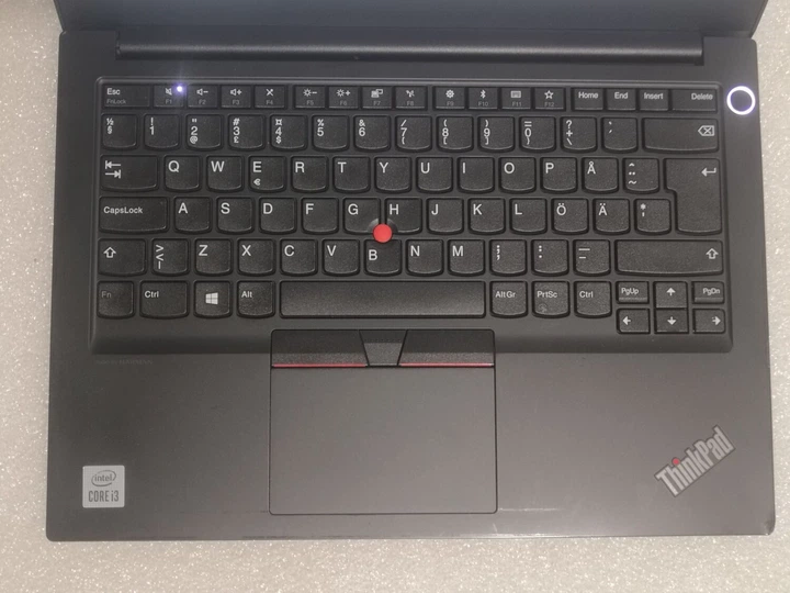 Ультрабук Б-класс Lenovo ThinkPad E14 G1 / 14'' IPS / Core i3-10110U (2(4) ядра по 2.1-4.2GHz) / 8GB DDR4 / 256GB SSD / UHD Graphics / WebCam / HDMI б/у - изображение 5