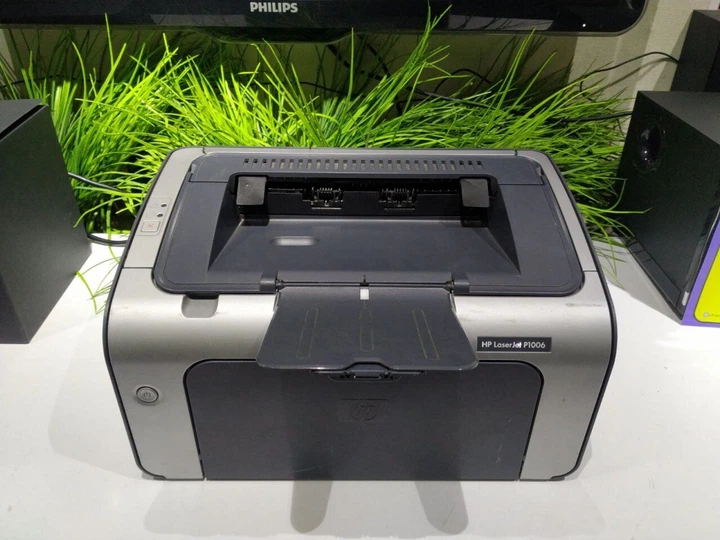Принтер HP LaserJet P1006 / Лазерная монохромная печать / 600x600 dpi / A4 / 16 стр/мин / USB 2.0 б/у - Фото 4 Принтер HP LaserJet P1006 / Лазерная монохромная печать / 600x600 dpi / A4 / 16 стр/мин / USB 2.0 б/у - изображение 4